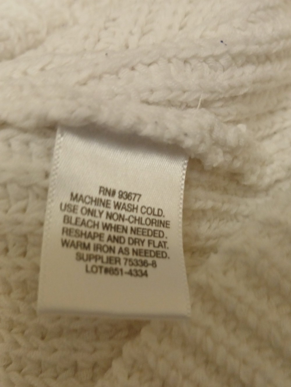 ​Liz Claiborne White V-Neck Knit Sleeveless Tank Top Sweater XL - Picture 11 of 11